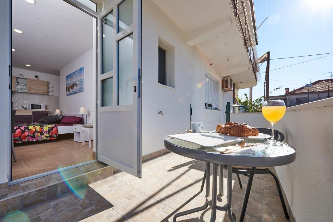 Studio Apartment Bascan Trogir Eksteriør bilde