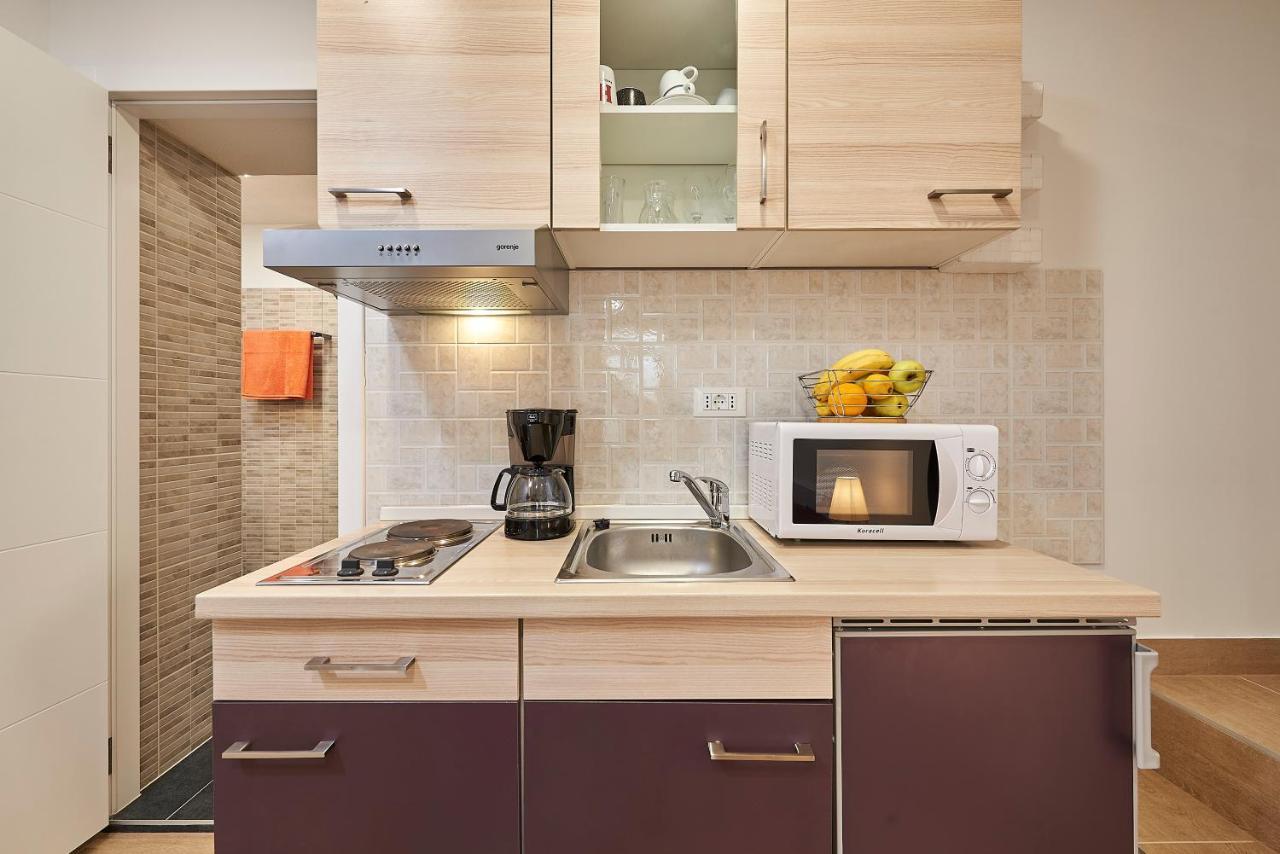 Studio Apartment Bascan Trogir Eksteriør bilde