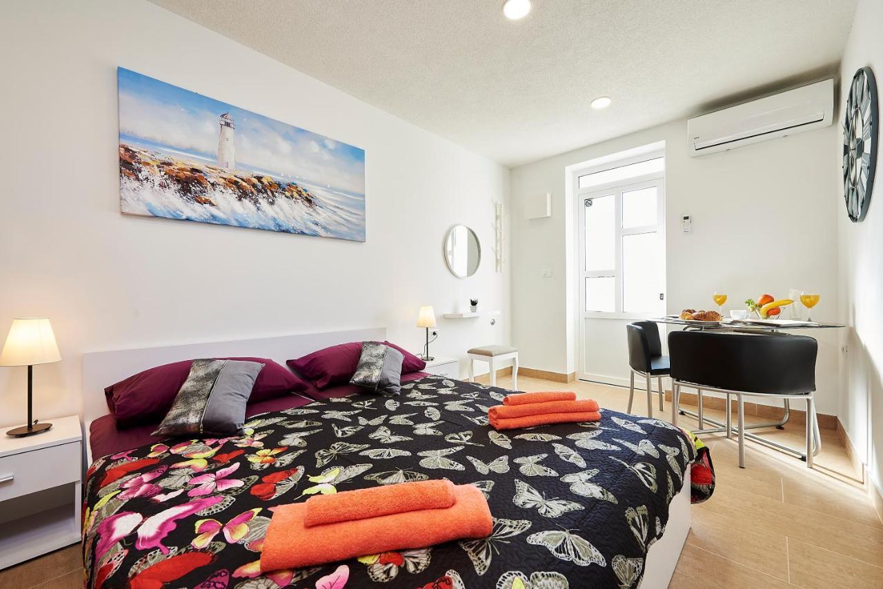 Studio Apartment Bascan Trogir Eksteriør bilde